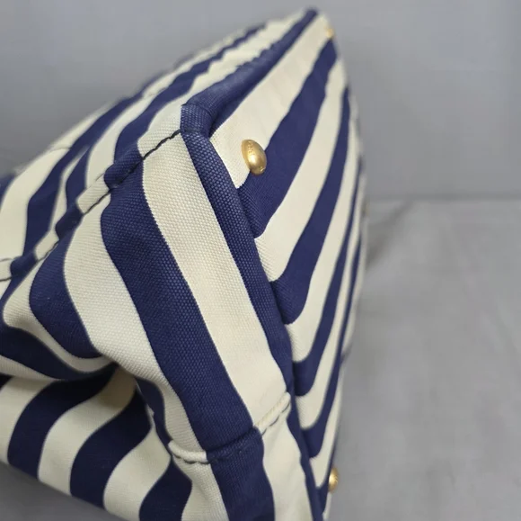 ✨️PRADA Canapa Convertible Tote Bag - Picture 11 of 16